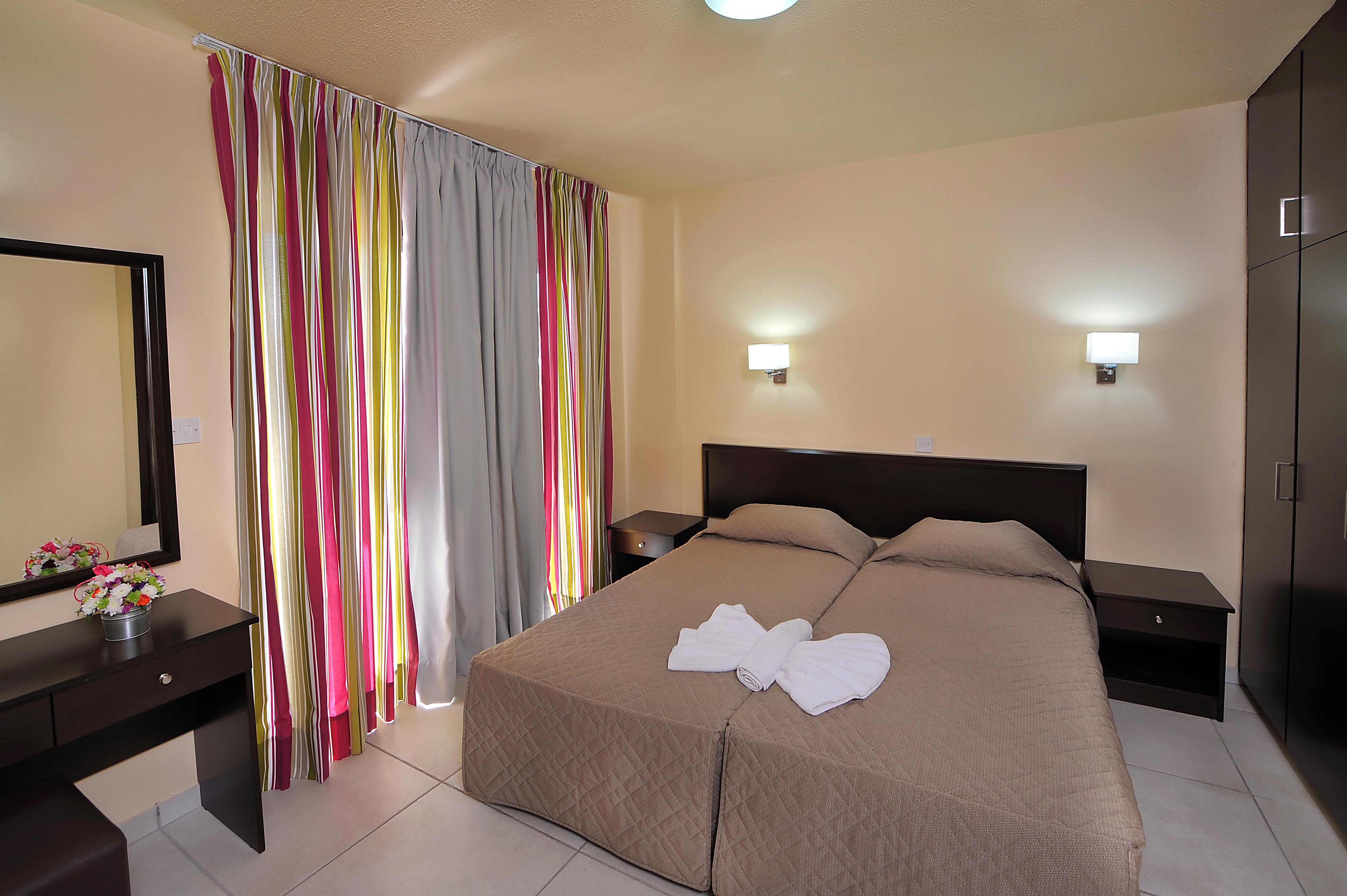Nelia Gardens Hotel Айя Напа Екстериор снимка