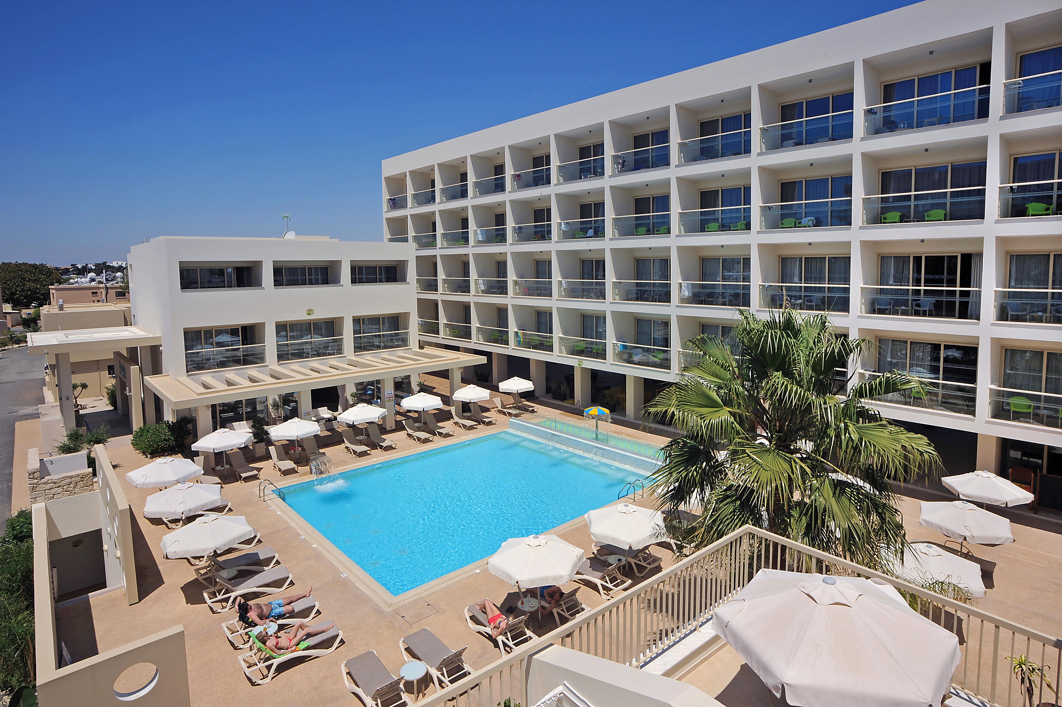 Nelia Gardens Hotel Айя Напа Екстериор снимка