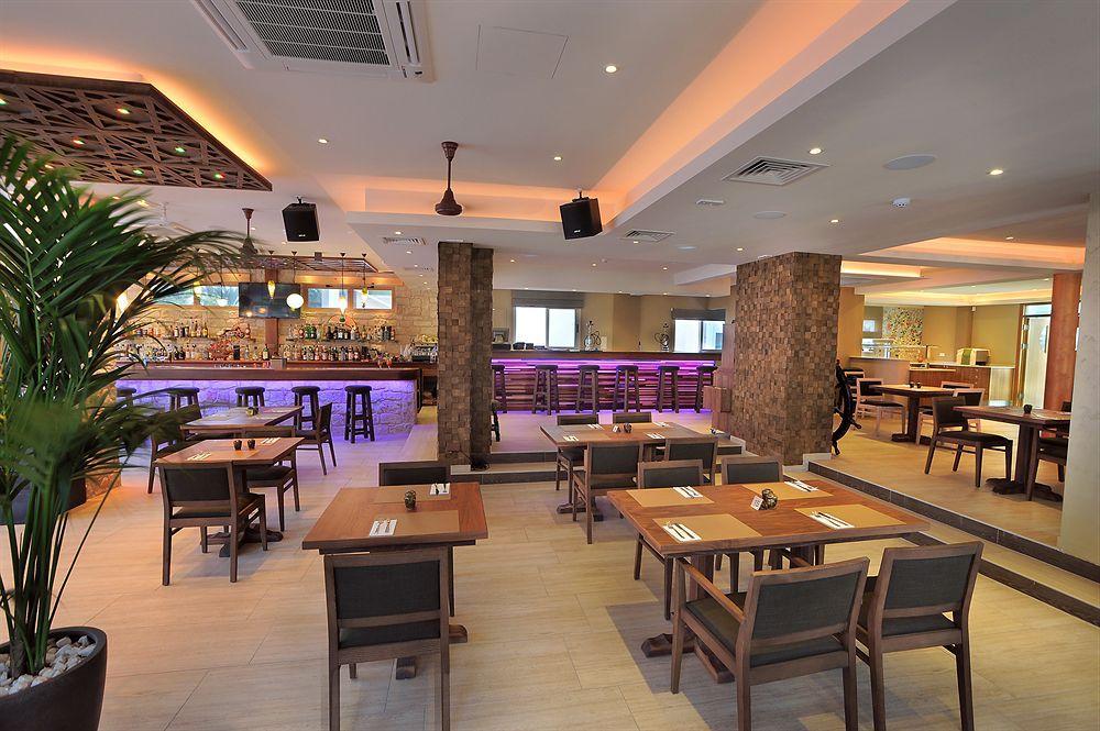 Nelia Gardens Hotel Айя Напа Екстериор снимка
