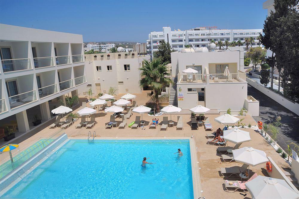 Nelia Gardens Hotel Айя Напа Екстериор снимка