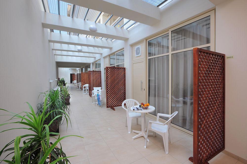 Nelia Gardens Hotel Айя Напа Екстериор снимка
